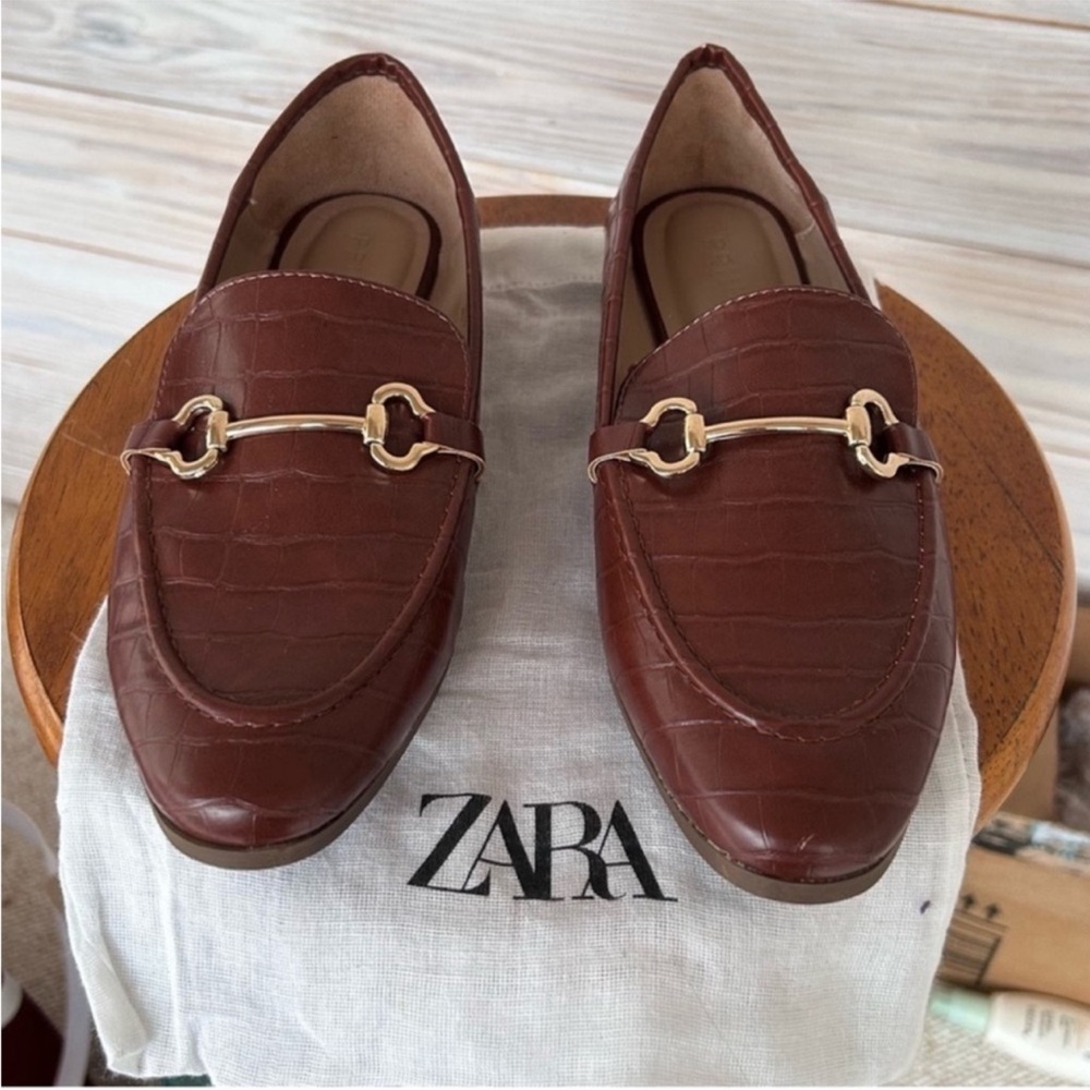 Zara Croc-Embossed Brown Loafers with Gold Detail $68